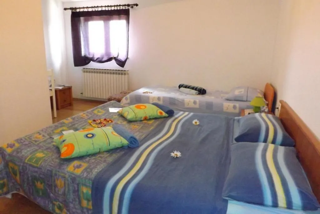 Apartment Ferienwohnung In Umag Mit Terrasse, W-Lan, Waschmaschine 853-3